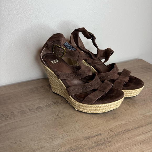 UGG Lauri Chocolate Suede Espadrille Wedges Size 8 Brown - Picture 2 of 9